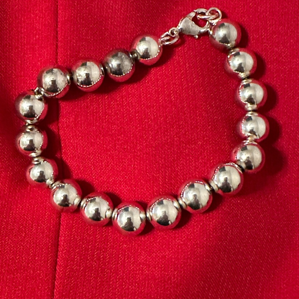 Tiffany & Co Elegant Silver Beaded Bracelet
